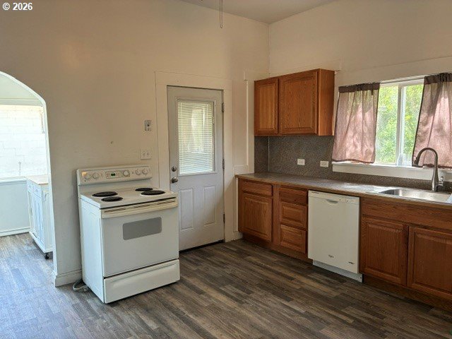 1914 Southeast Court Avenue Pendleton, OR 97801 - Photo 9 of 28 a kitchen with a stove top oven sink and window