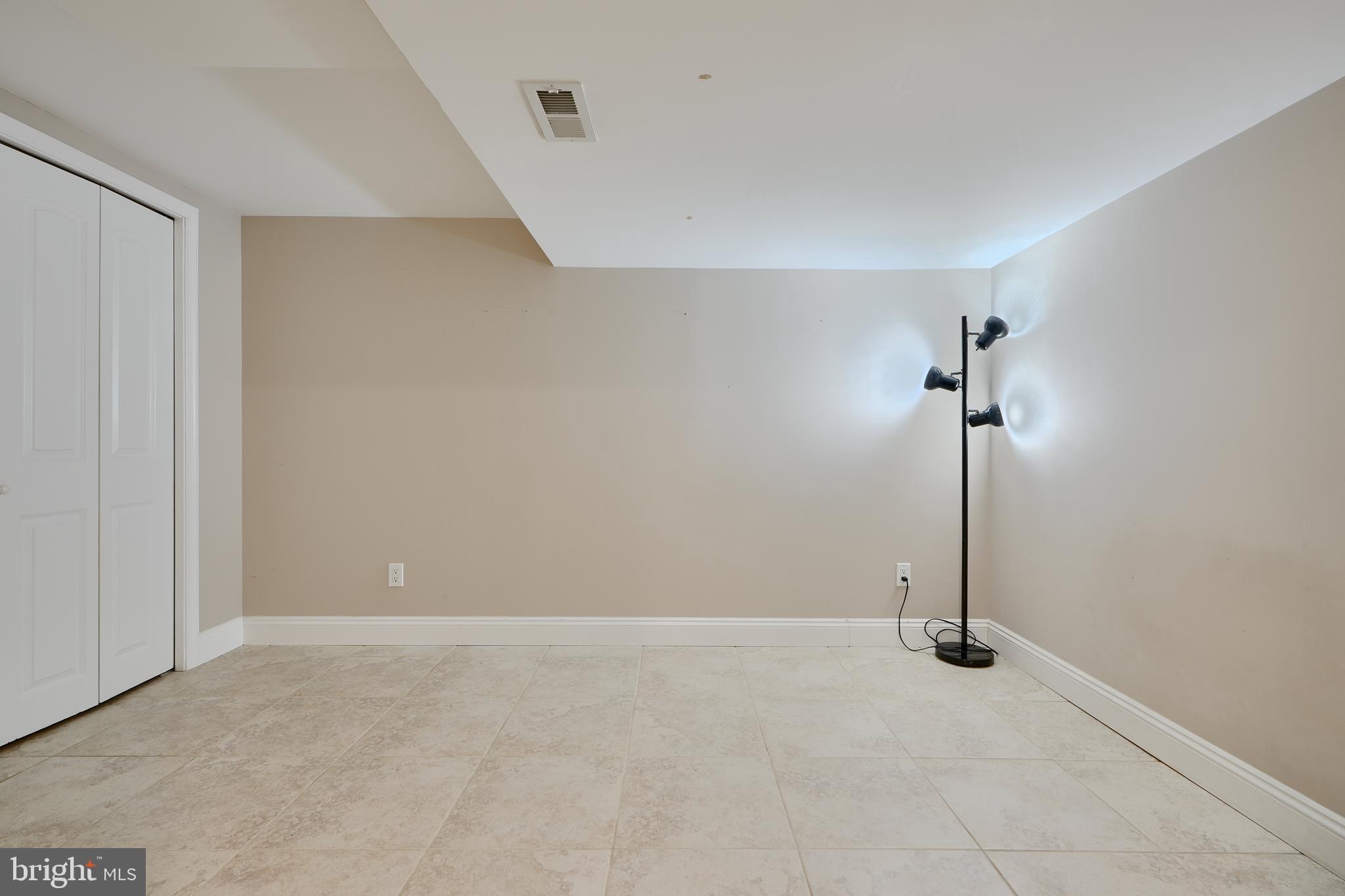 4255 Darleigh Road Baltimore, MD 21236 - Photo 49 of 66 Gallery Image 49