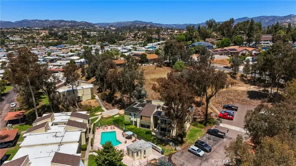 $314,900 | 830 West Lincoln Avenue, Unit 180, Escondido, CA 92026