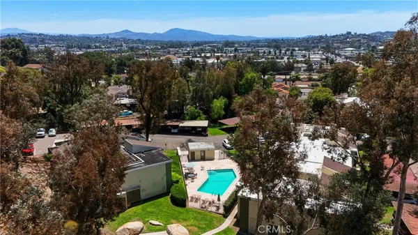 $314,900 | 830 West Lincoln Avenue, Unit 180, Escondido, CA 92026