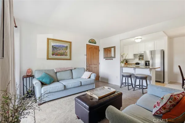 $314,900 | 830 West Lincoln Avenue, Unit 180, Escondido, CA 92026