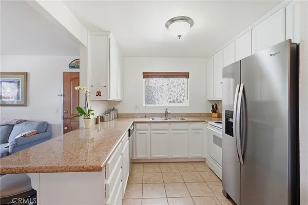 $314,900 | 830 West Lincoln Avenue, Unit 180, Escondido, CA 92026