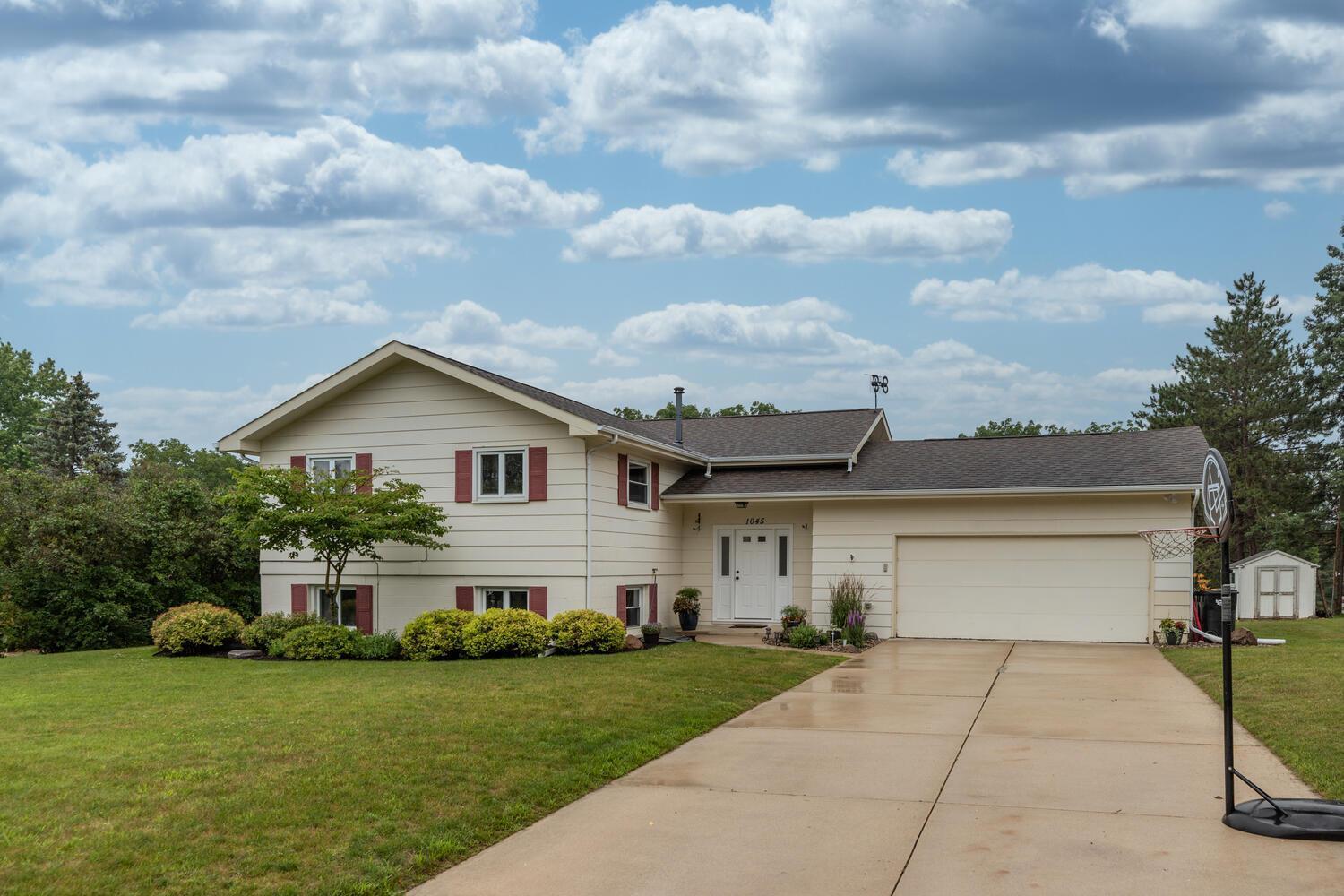 1045 Forest Hills Drive Southwest Rochester, MN 55902 - Photo 1 of 1 Gallery Image 1