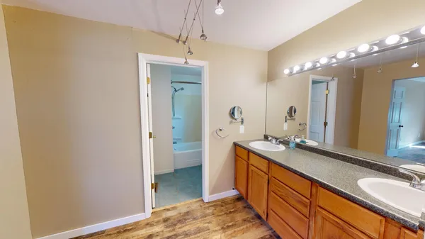 $258,900 | 705 Glenview Drive, Albert Lea, MN 56007