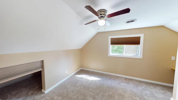 $258,900 | 705 Glenview Drive, Albert Lea, MN 56007