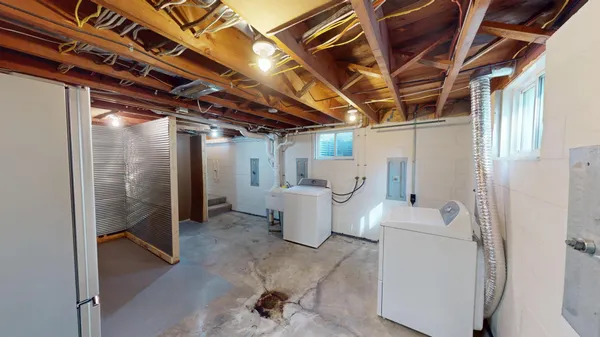 $258,900 | 705 Glenview Drive, Albert Lea, MN 56007