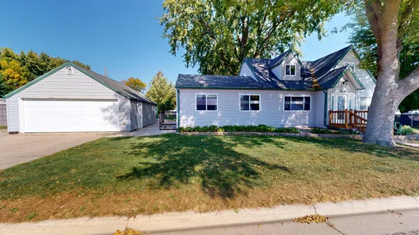 $258,900 | 705 Glenview Drive, Albert Lea, MN 56007