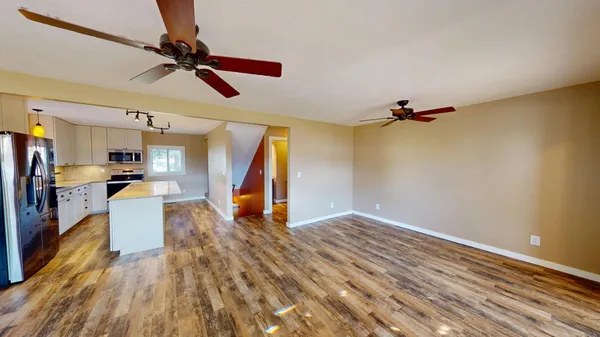 $258,900 | 705 Glenview Drive, Albert Lea, MN 56007