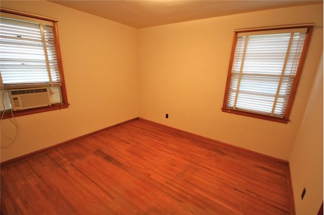 1003 Mitchell Road Nashville, TN 37206 - Photo 5 of 9 MASTER BEDROOM