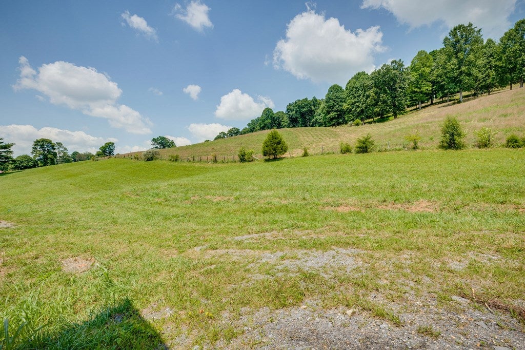 Tbd Call Valley Road Swords Creek, VA 24649 - Photo 21 of 31 Gallery Image 21
