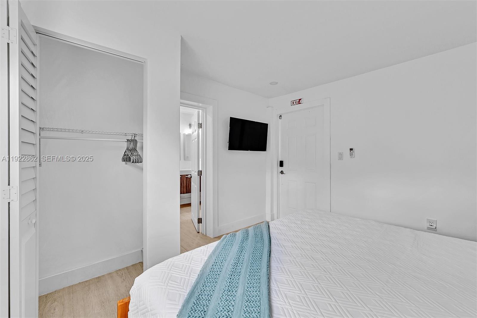 1960 Riverside Drive Fort Lauderdale, FL 33312 - Photo 9 of 89