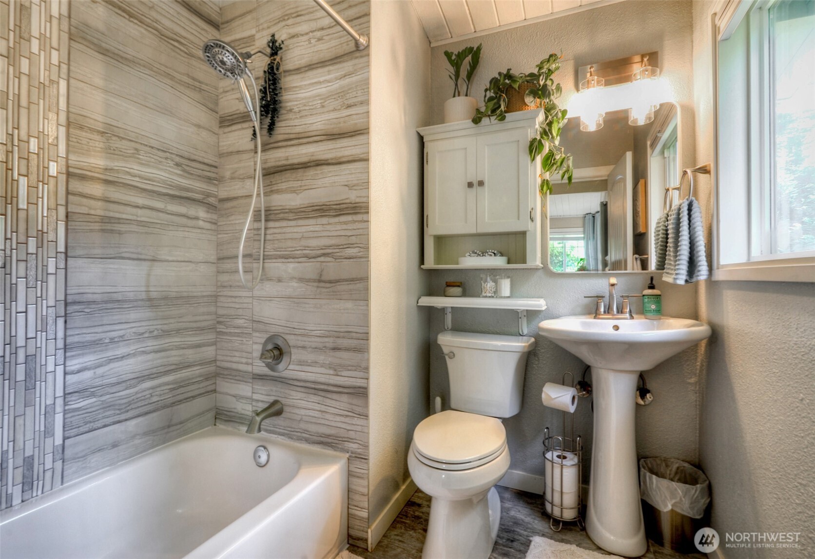 14032 183rd Avenue Southeast Renton, WA 98059 - Photo 15 of 30 Gallery Image 15
