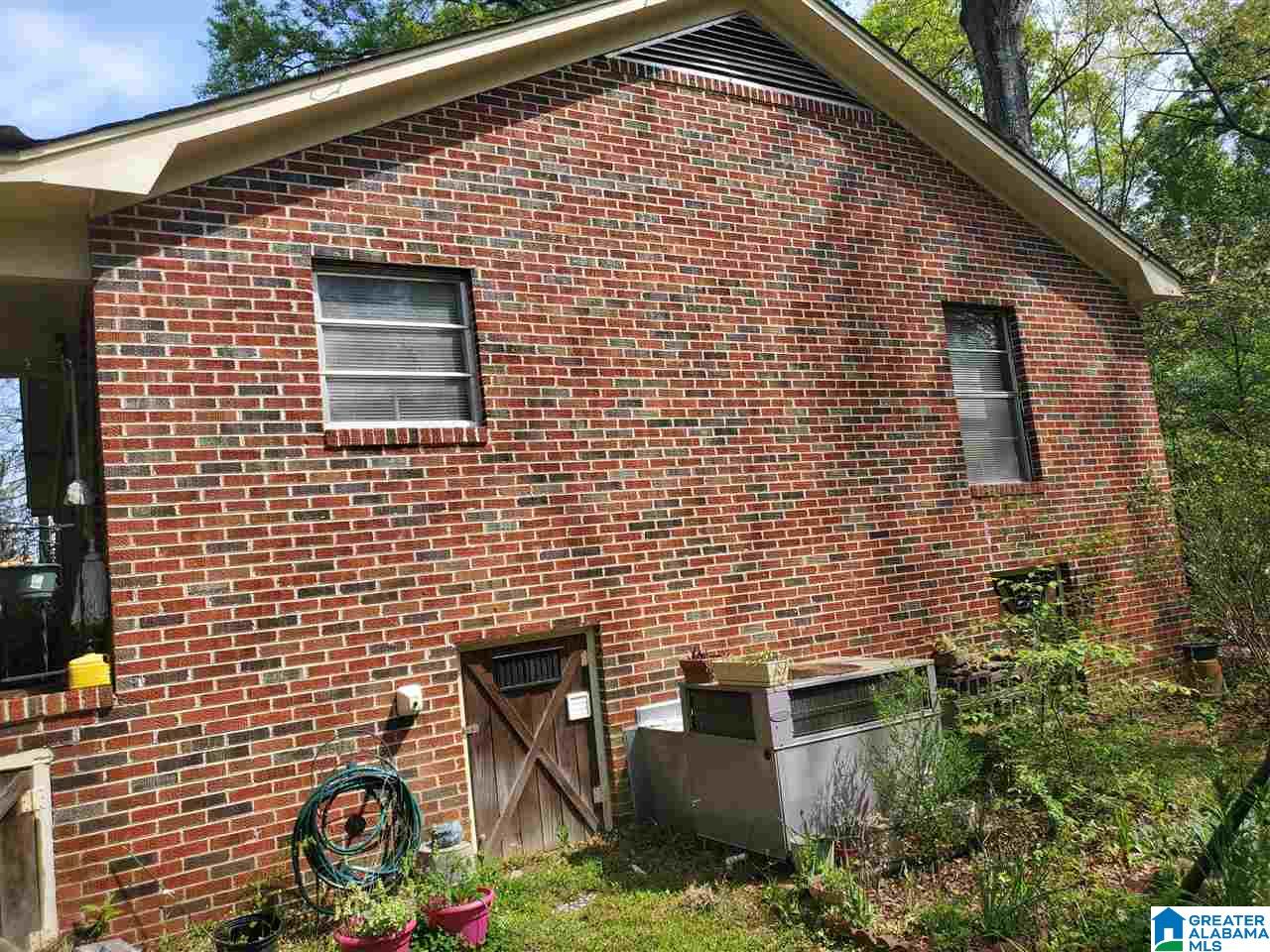 1693 Odens Mill Road Sylacauga, AL 35150 - Photo 3 of 33