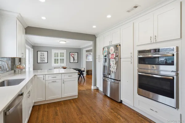 $10,500 | 221 Mamaroneck Road, Scarsdale, NY 10583