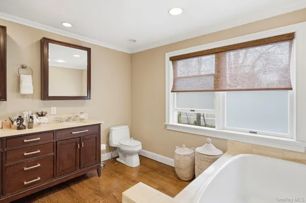 $10,500 | 221 Mamaroneck Road, Scarsdale, NY 10583