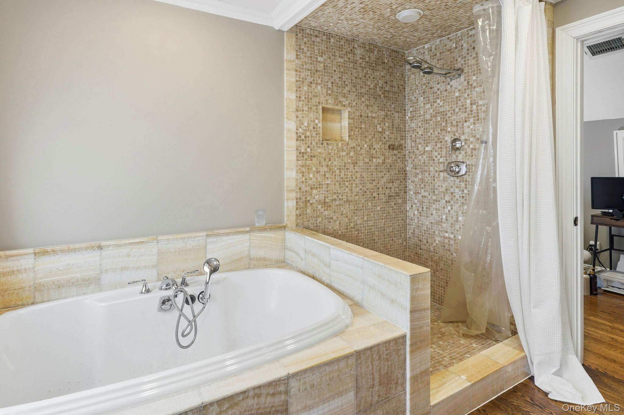 221 Mamaroneck Road Scarsdale, NY 10583 - Photo 21 of 36