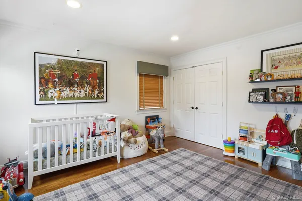 $10,500 | 221 Mamaroneck Road, Scarsdale, NY 10583