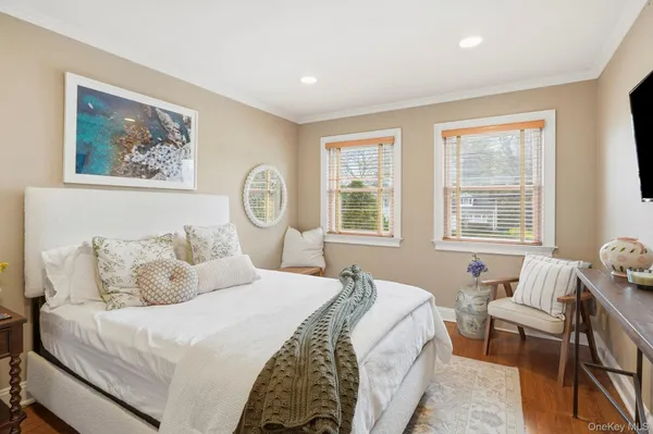 $10,500 | 221 Mamaroneck Road, Scarsdale, NY 10583