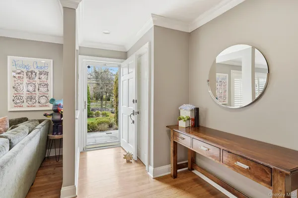 $10,500 | 221 Mamaroneck Road, Scarsdale, NY 10583