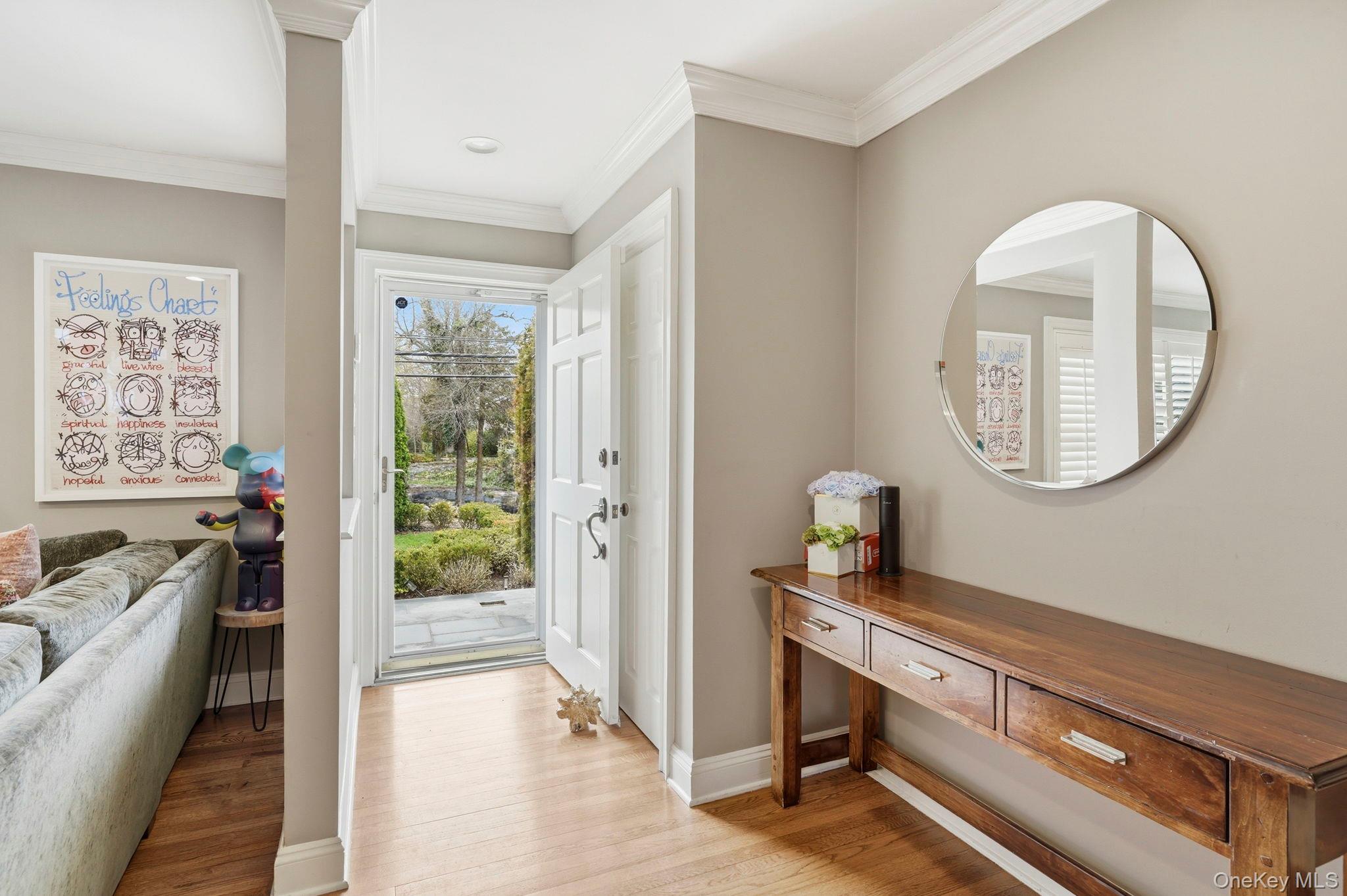 221 Mamaroneck Road Scarsdale, NY 10583 - Photo 3 of 36