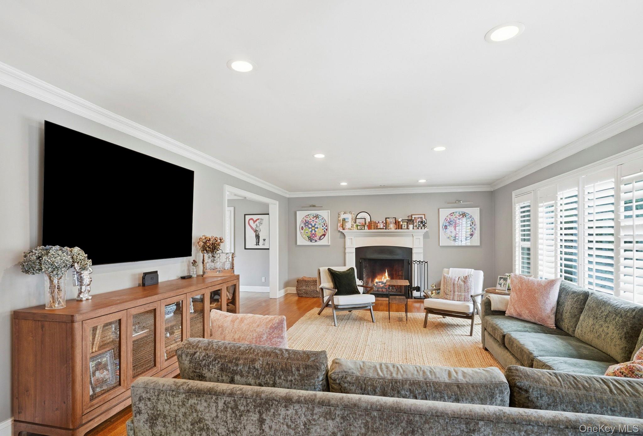 221 Mamaroneck Road Scarsdale, NY 10583 - Photo 5 of 36