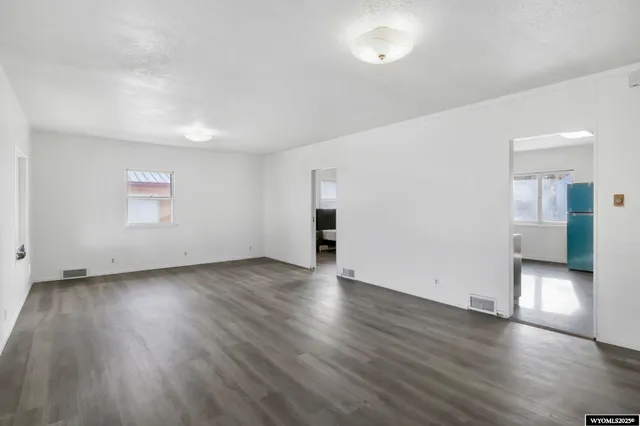 $239,900 | 1625 West Main Street, Evanston, WY 82930