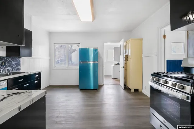 $239,900 | 1625 West Main Street, Evanston, WY 82930