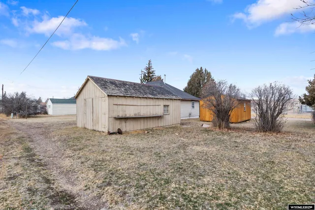 $239,900 | 1625 West Main Street, Evanston, WY 82930