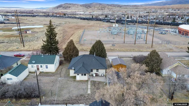 $239,900 | 1625 West Main Street, Evanston, WY 82930