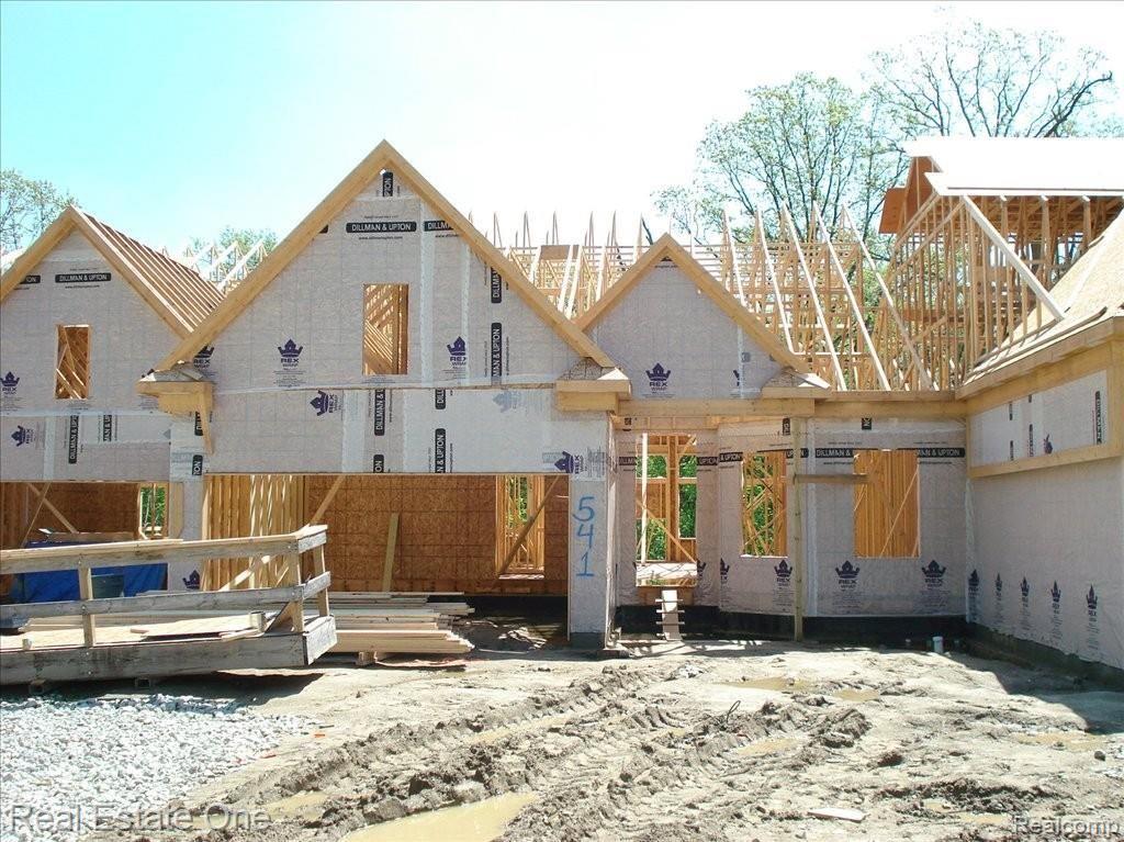 601 Mountain Circle, Unit 16 Rochester, MI 48306 - Photo 1 of 9 SAMPLE EVEREST