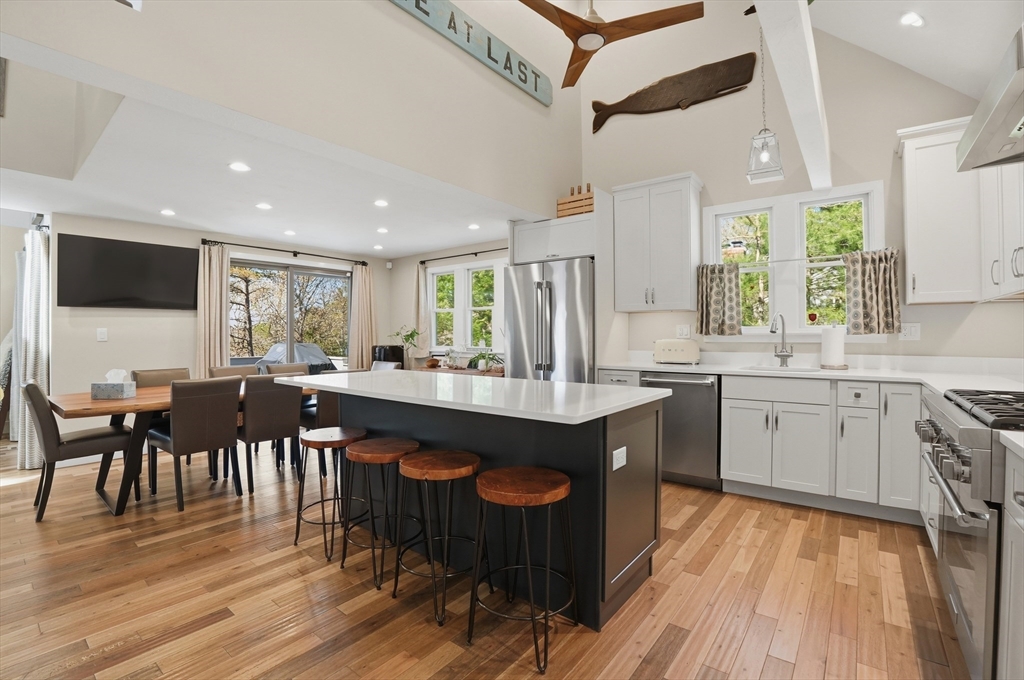 55 Summersea Road Mashpee, MA 02649 - Photo 6 of 41 Gallery Image 6