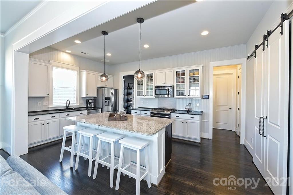 670 Bluff Loop Road Rock Hill, SC 29730 - Photo 10 of 41 Gallery Image 10
