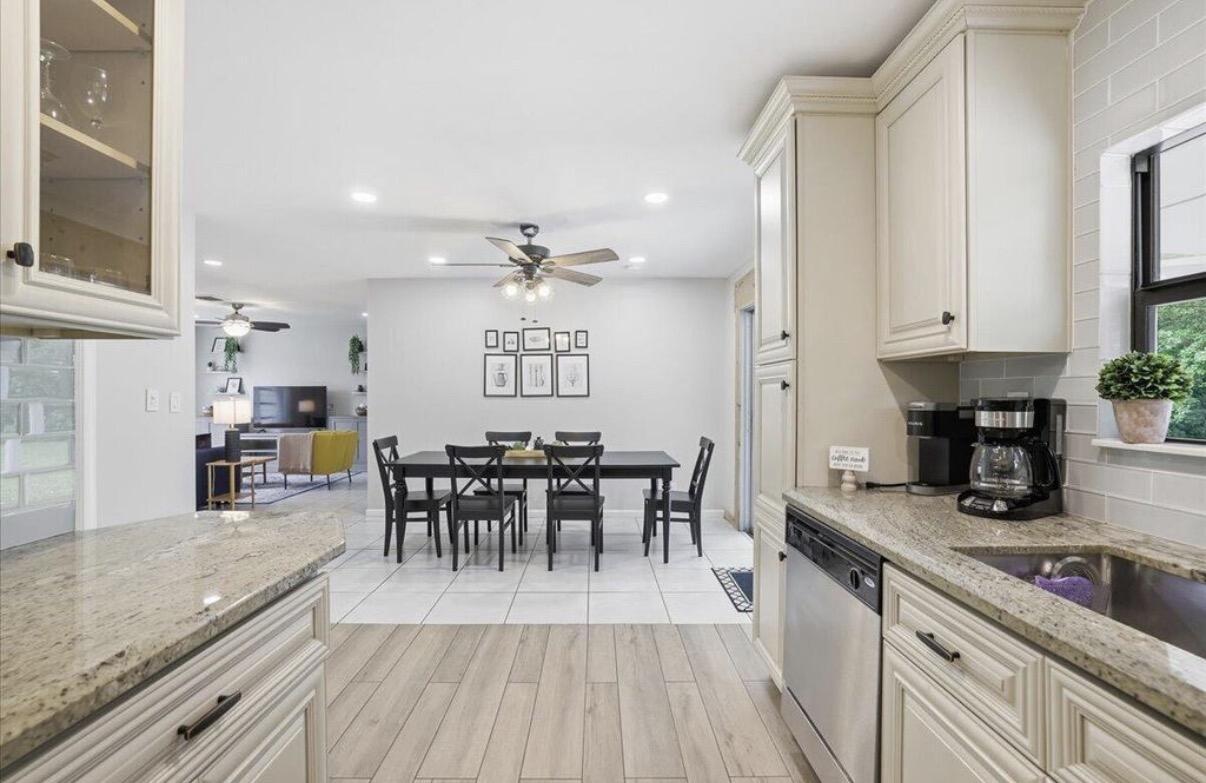 583 Northwest 12th Terrace Boca Raton, FL 33486 - Photo 16 of 25 IMG_0835