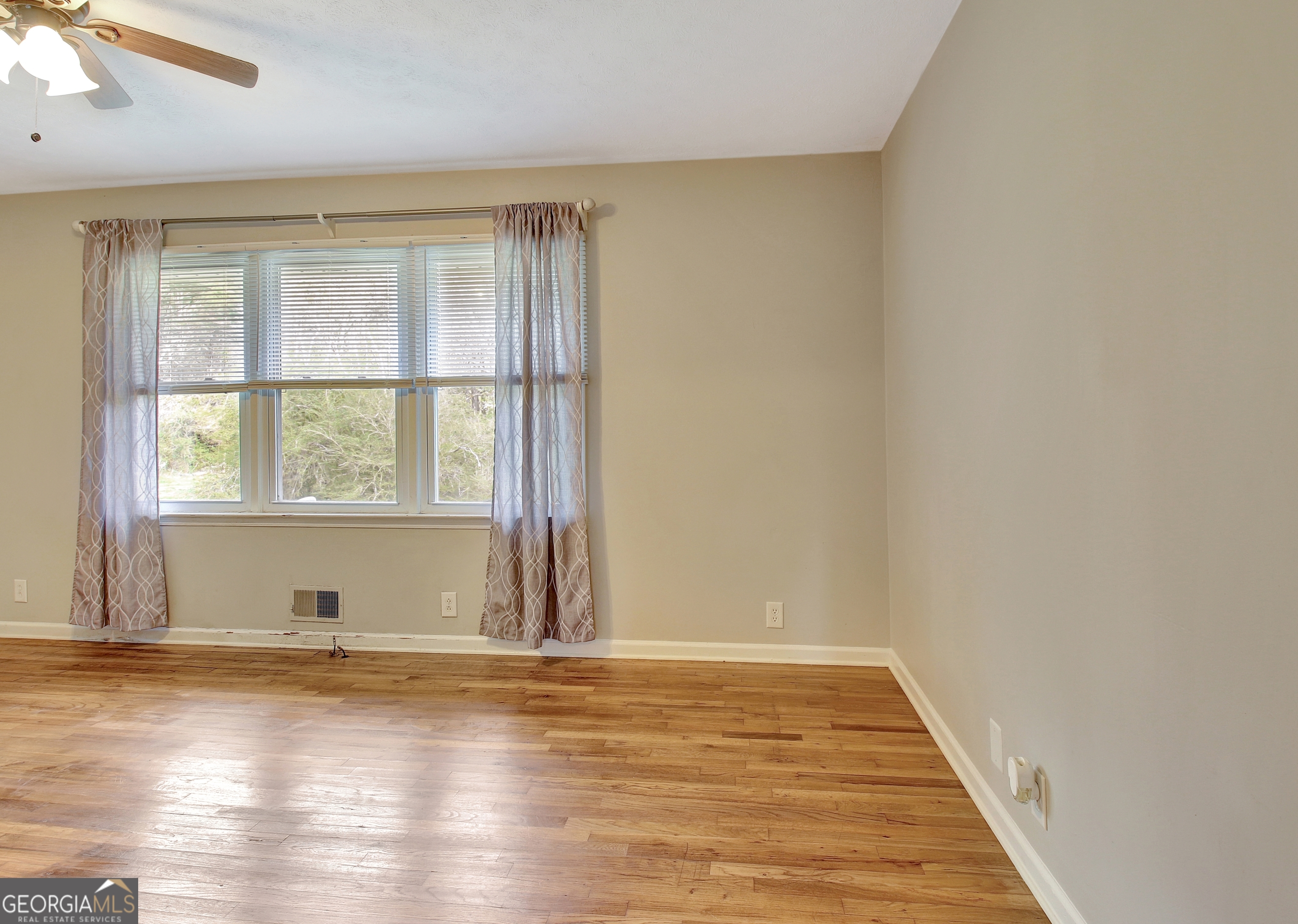 6475 Newnan Road Brooks, GA 30205 - Photo 15 of 72