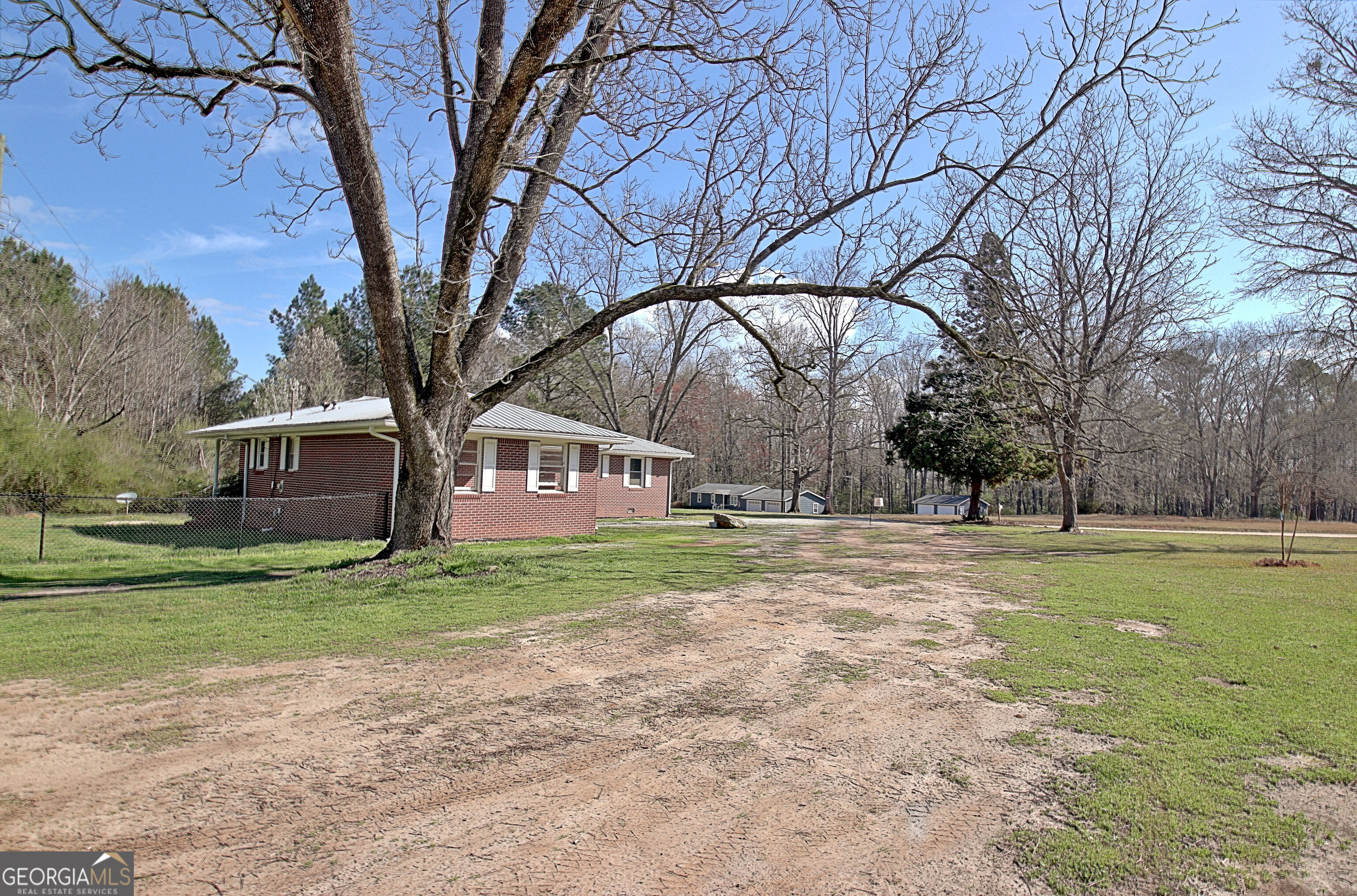 6475 Newnan Road Brooks, GA 30205 - Photo 9 of 72