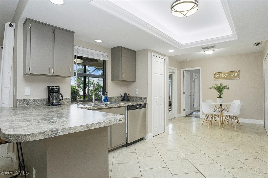 17191 Malaga Road Fort Myers, FL 33967 - Photo 6 of 23 Gallery Image 6