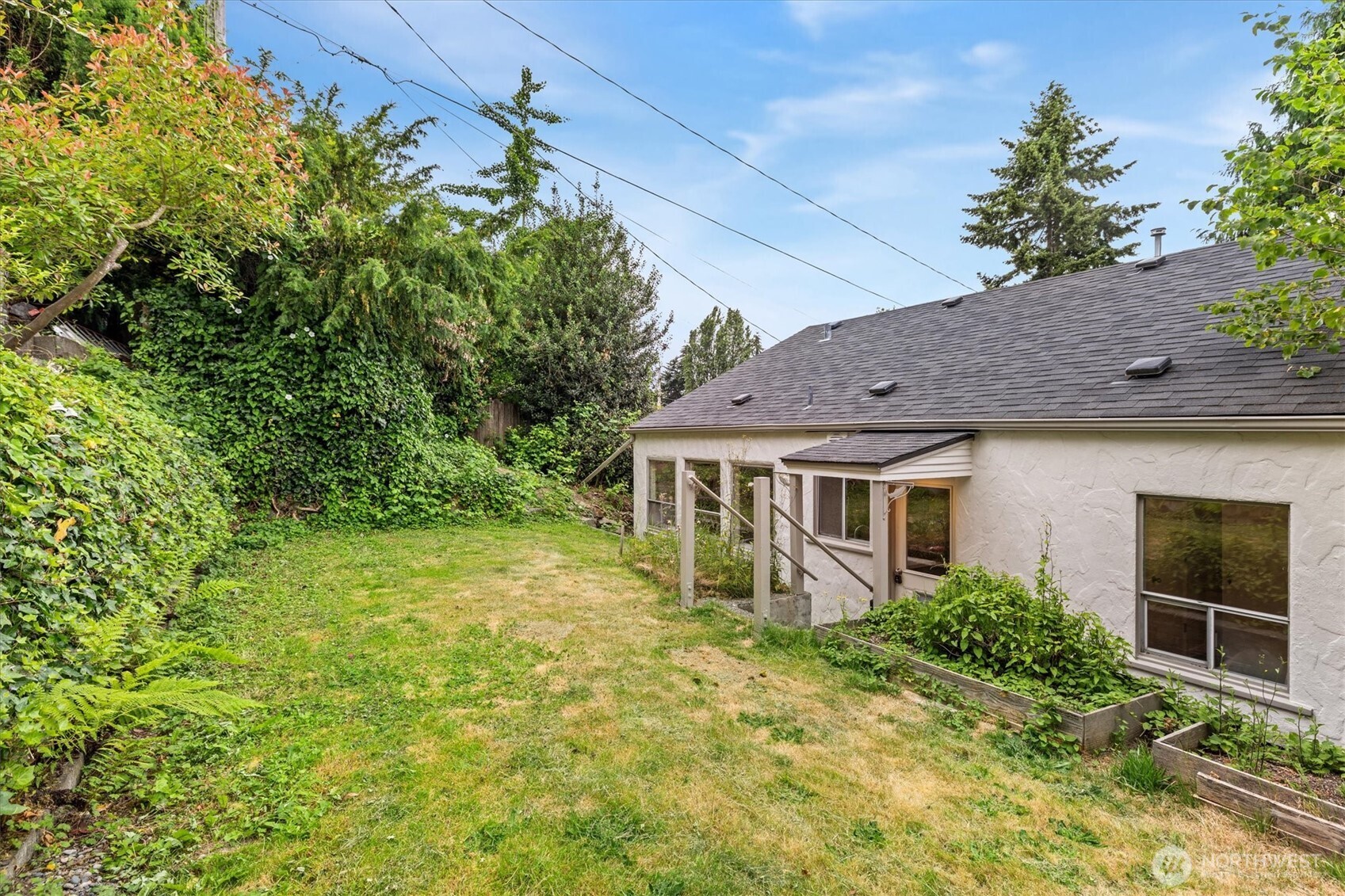 15 Fulton Street Seattle, WA 98119 - Photo 28 of 35 Gallery Image 28