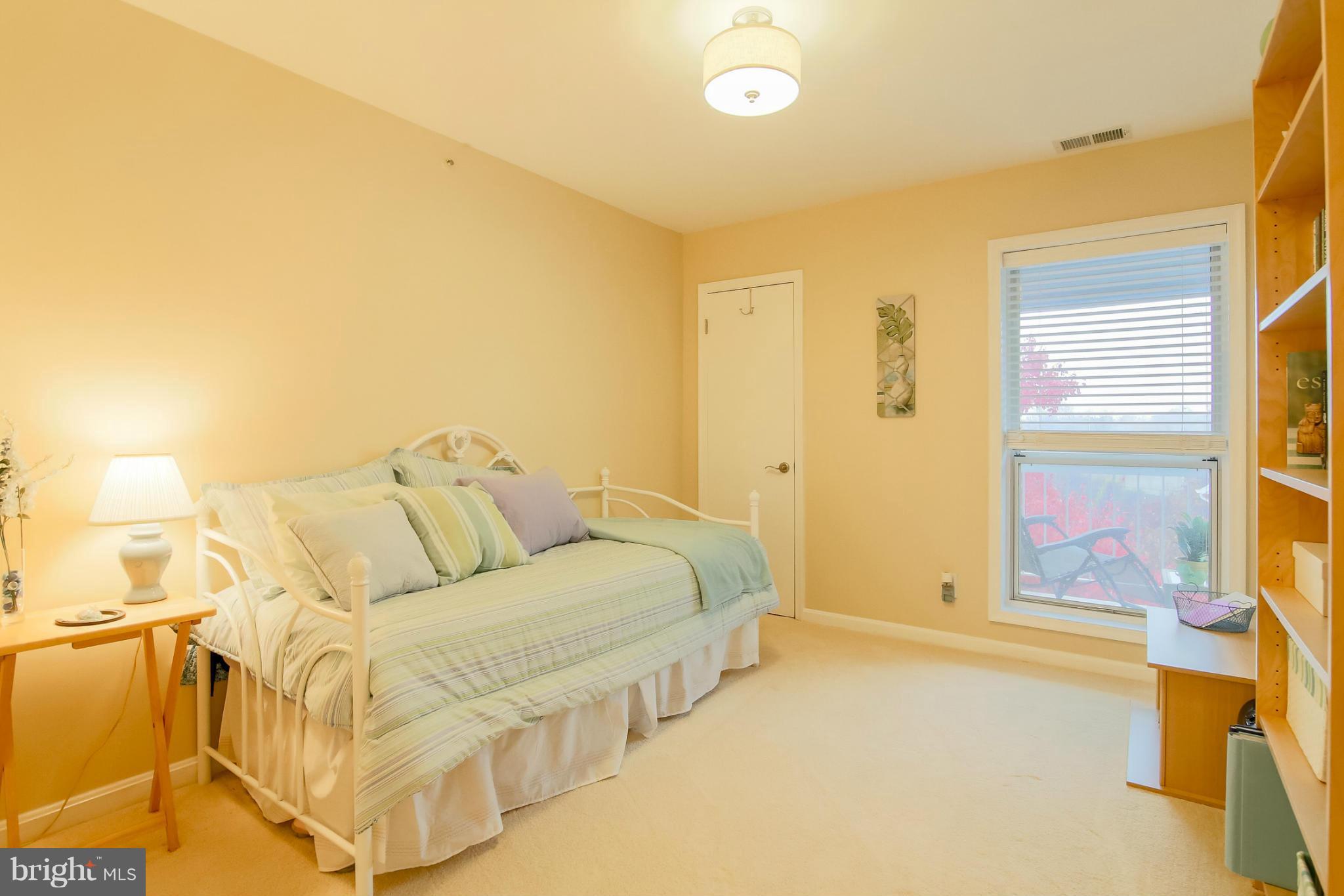 3175 Summit Square Drive, Unit 5E8 Oakton, VA 22124 - Photo 17 of 27 Bedroom
