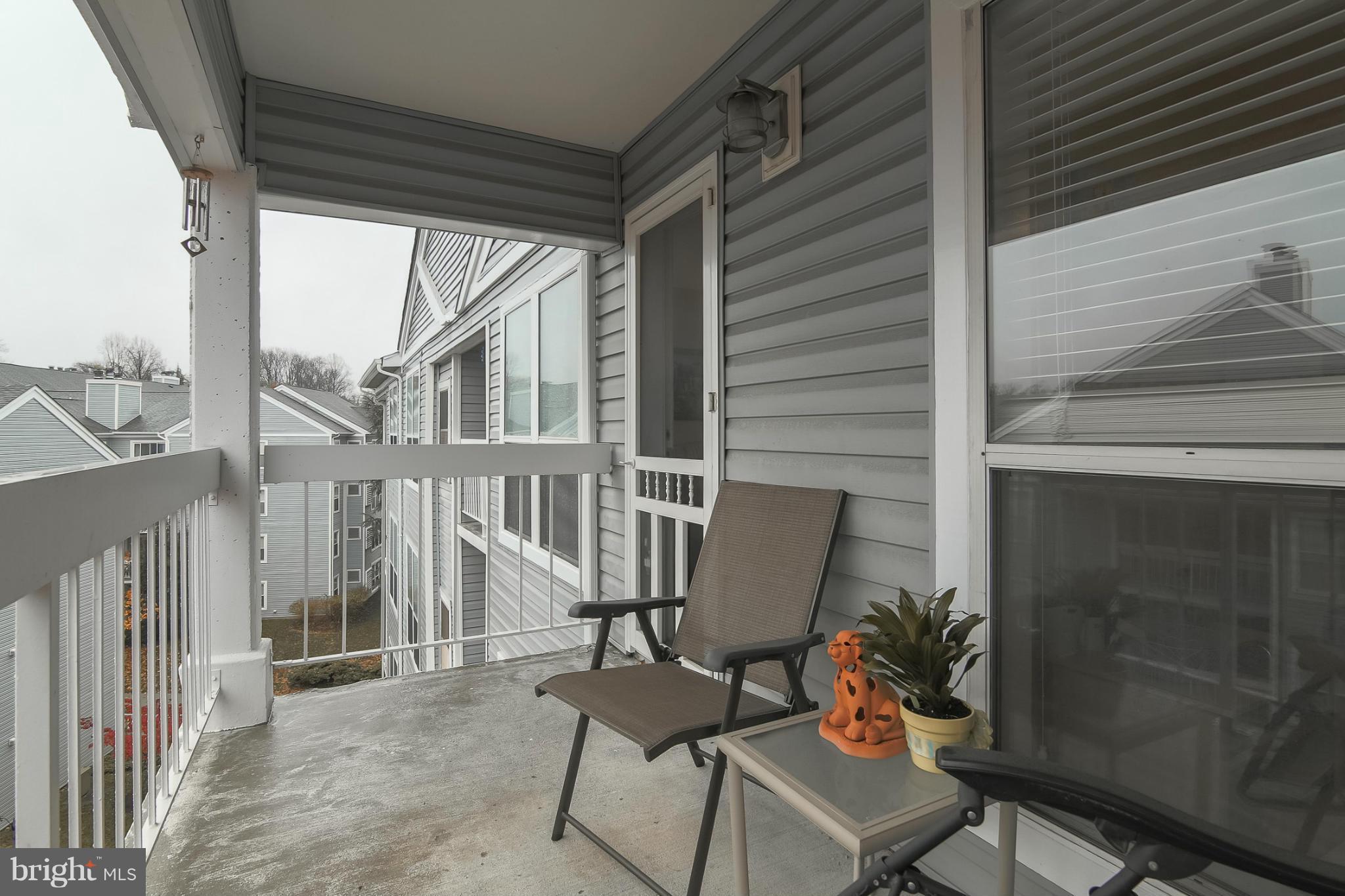 3175 Summit Square Drive, Unit 5E8 Oakton, VA 22124 - Photo 22 of 27 Balcony