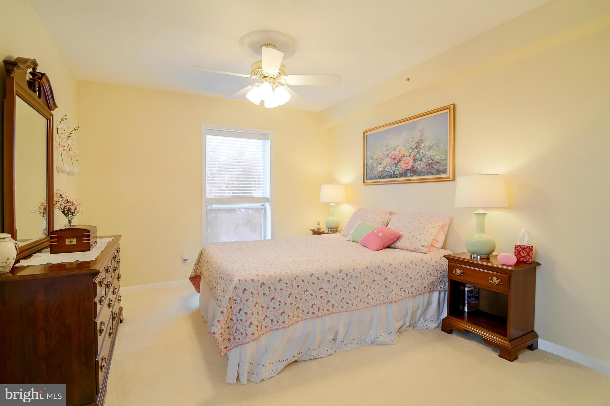 3175 Summit Square Drive, Unit 5E8 Oakton, VA 22124 - Photo 10 of 27 Bedroom (Master)