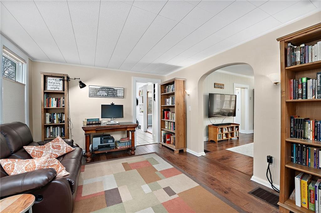 409 Beaver Road Sewickley, PA 15143 - Photo 5 of 24