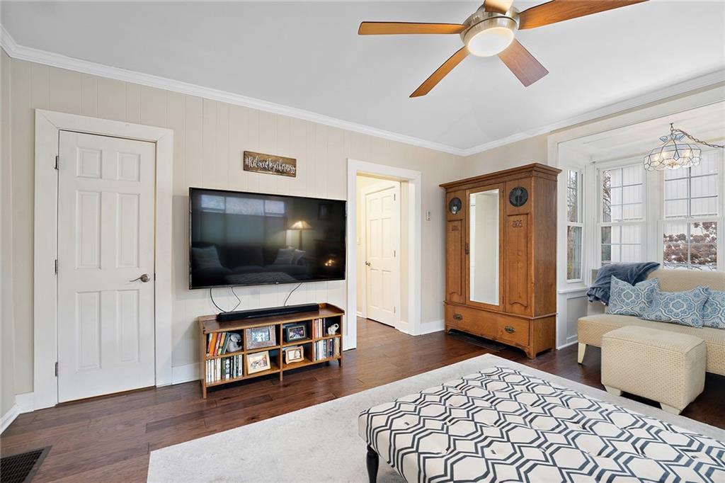 409 Beaver Road Sewickley, PA 15143 - Photo 7 of 24