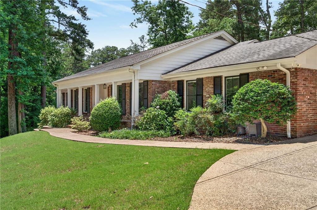 2085 Mt Paran Road Northwest Atlanta, GA 30327 - Photo 4 of 44
