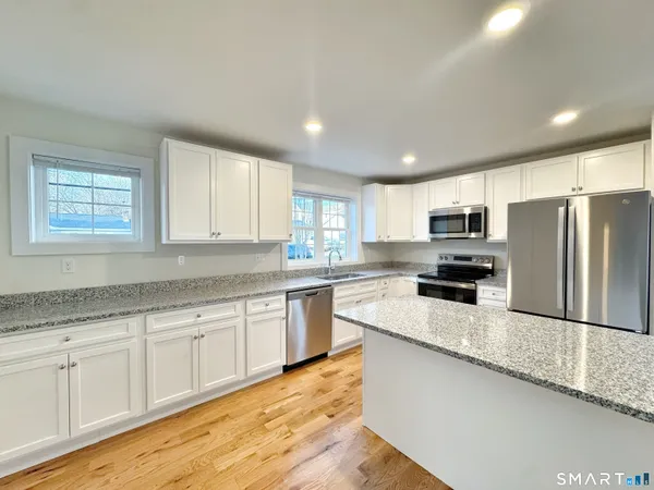 $2,195 | 14 Hyatt Avenue, Unit A3, Norwalk, CT 06850