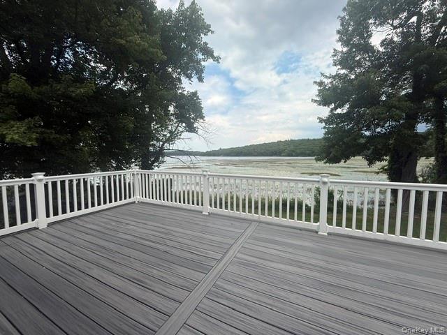 86 West Mombasha Road Monroe, NY 10950 - Photo 15 of 18 Spacious deck with beautiful views!