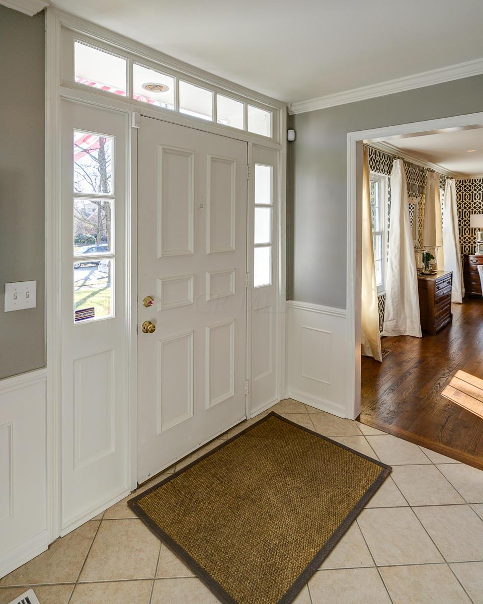 2480 Sandover Road Columbus, OH 43220 - Photo 4 of 37 Gallery Image 4