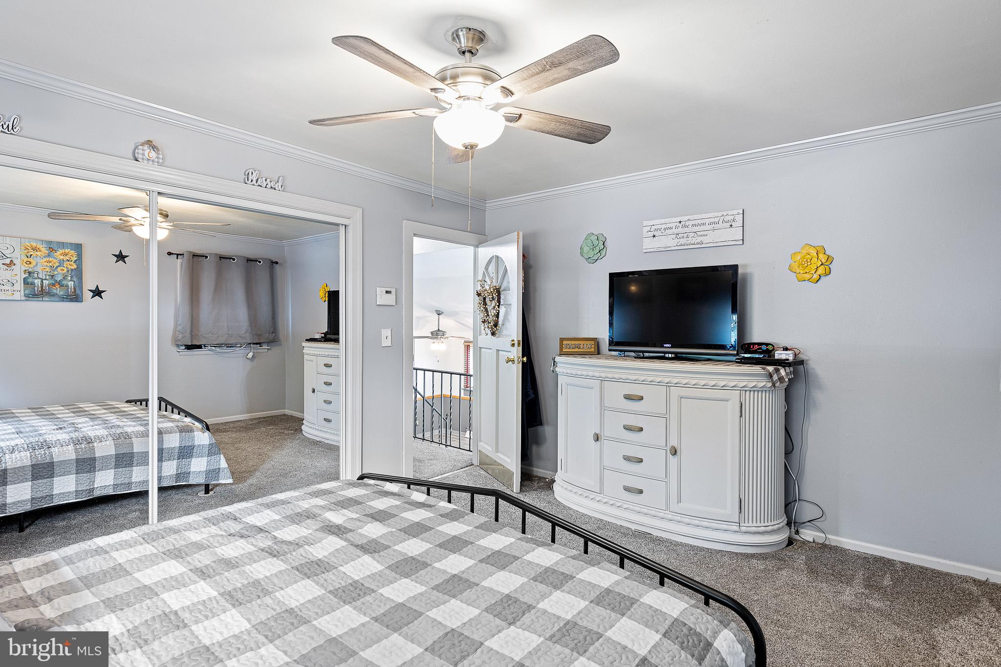 12 Carole Road Newark, DE 19713 - Photo 16 of 19 Primary Bedroom - Hardwood underneath new carpet