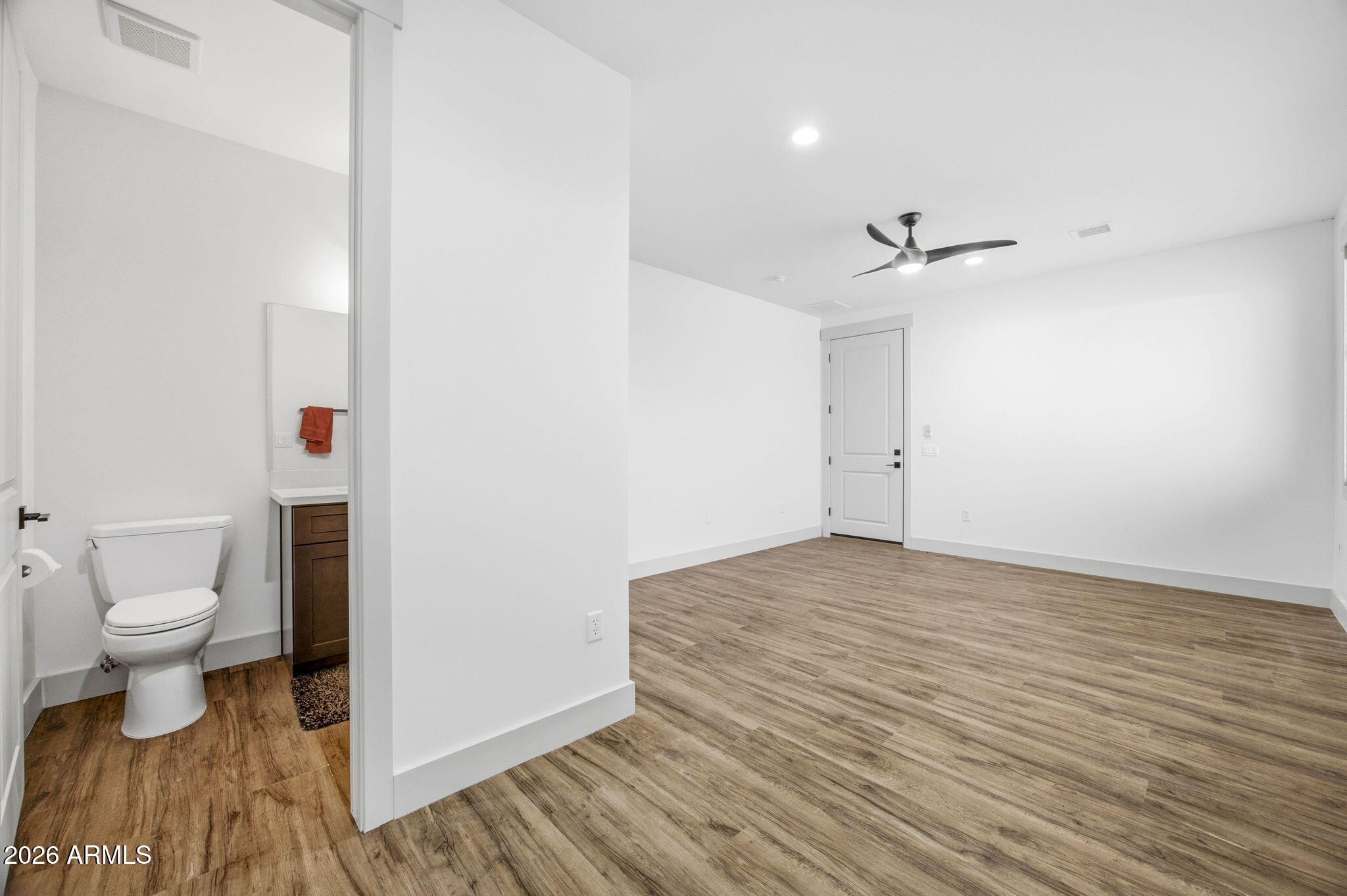 1852 West 7th S Street Snowflake, AZ 85937 - Photo 18 of 37 a bathroom with a sink and a toilet
