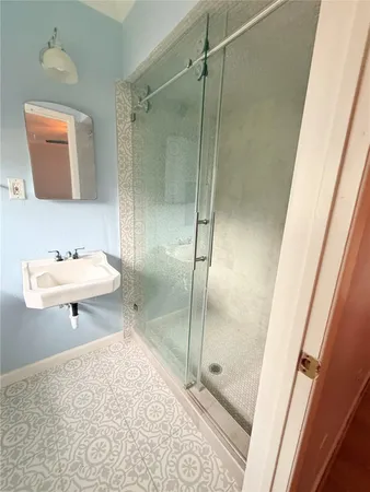 $2,200 | 4833 Hazelton Street, Houston, TX 77035