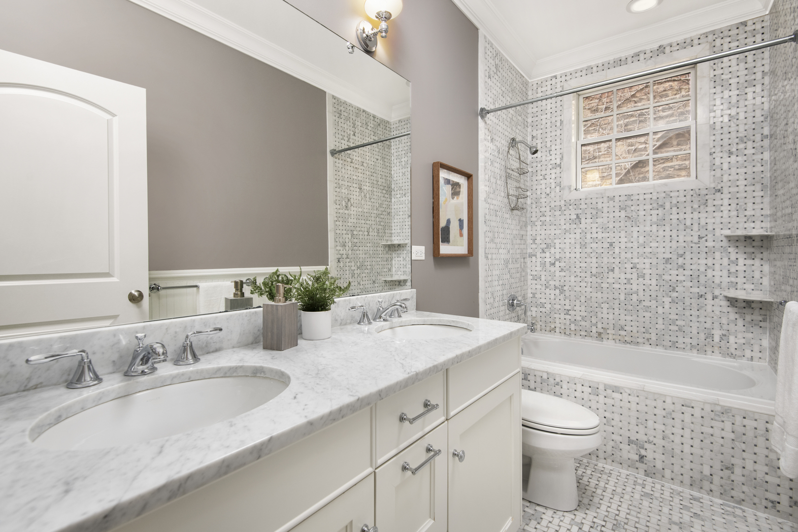 2446 North Racine Avenue, Unit 2 Chicago, IL 60614 - Photo 16 of 21